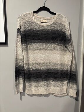💕3/$25💕 Hollister Cozy Knit Sweater